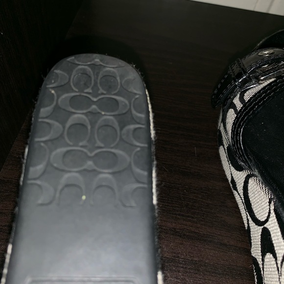 Coach heel wedge never worn - Picture 3 of 3